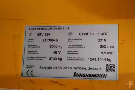 Reachtrucks 2019  Jungheinrich ETV 325 (4)