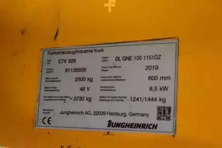 Reachtrucks 2019  Jungheinrich ETV 325 (4)