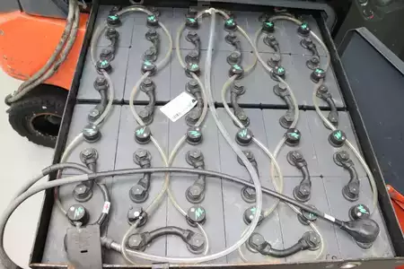 Chariots électriques à 4 roues 2019  Toyota 8FBM20T (5)