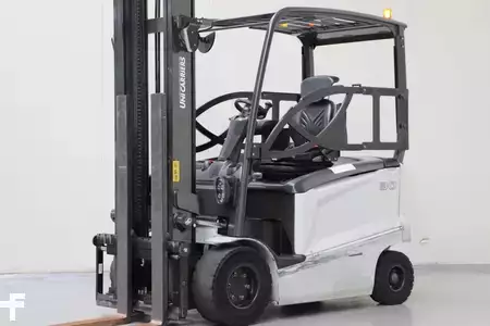 Eléctrica de 4 ruedas 2021  Unicarriers MX30 (1)