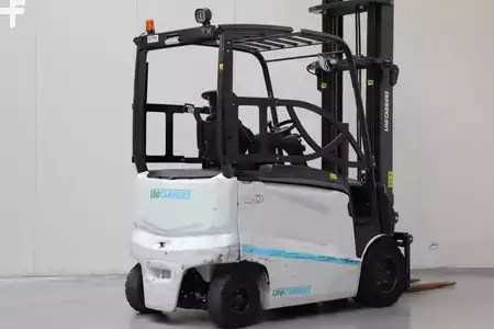 Eléctrica de 4 ruedas 2021  Unicarriers MX30 (2)