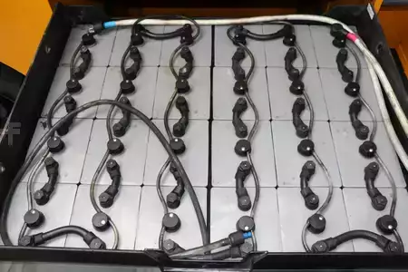 Eléctrica de 4 ruedas 2021  Montini MR 7 LOW (6)