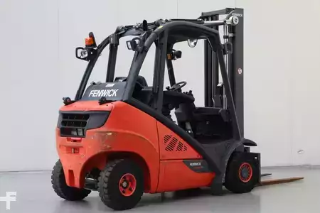 Gas gaffeltruck 2015  Linde H25T-02 (2)