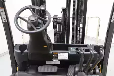 Elektro čtyřkolový VZV 2013  Yale ERP30VL (3)