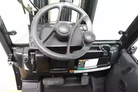 Wózki widłowe diesel 2017  Yale GDP35VX (3)