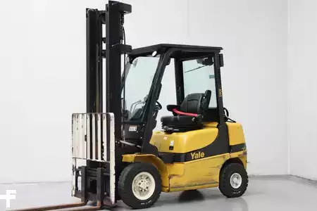 Gas gaffeltruck 2017  Yale GLP25MX (1)