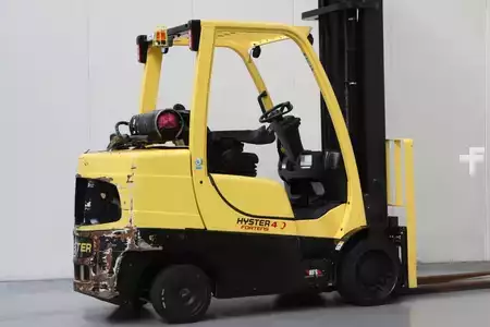 Treibgasstapler 2019  Hyster S4.0FT (2)