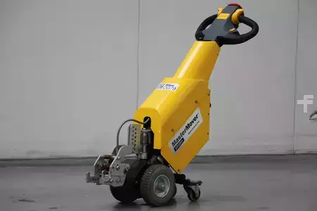 Schlepper 2018  Master Mover SM100+ (1)