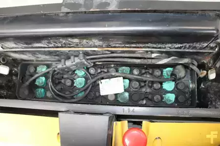 Elektromos emelőkocsik 2021  Yale MP16 (5)