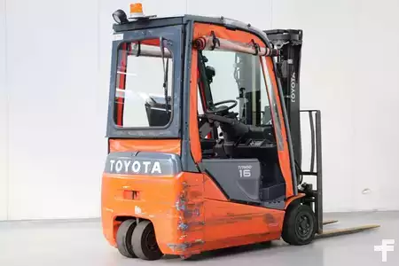 Chariots électriques à 3 roues 2018  Toyota 8FBE16T (2)