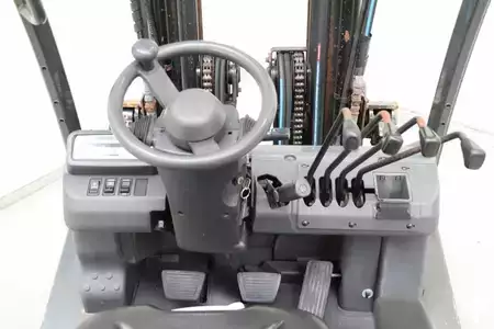 LPG heftrucks 2021  TCM U1D2A20LH (3)