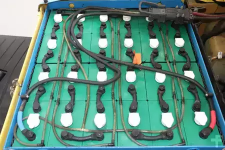 Sähkö - 4 pyör 2013  Hyster J1.8XN (5)