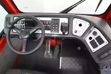 Terminaltraktor 2015  Terberg YT182 (3)