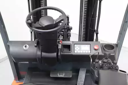 Elektro 4 Rad 2017  Toyota 8FBMT25 (3)