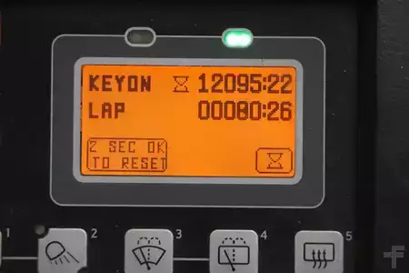 Elektro 4 Rad 2017  Toyota 8FBMT25 (6)