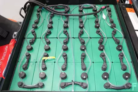 Eléctrico - 3 rodas 2023  Toyota 8FBE20T (4)