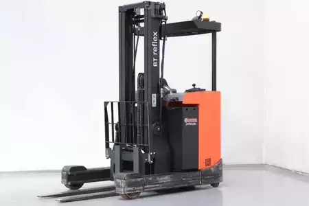 Reach Truck 2016  BT RRE120B (1)
