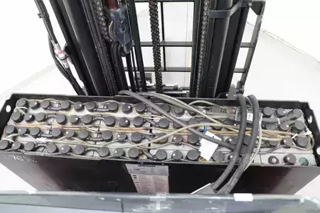 Schubmaststapler 2015  BT RRE140 (6)