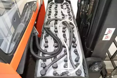 Schubmaststapler 2015  BT RRE140CC (5)