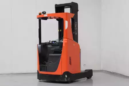 Carretilla retráctil 2019  Toyota RRE140HC (2)