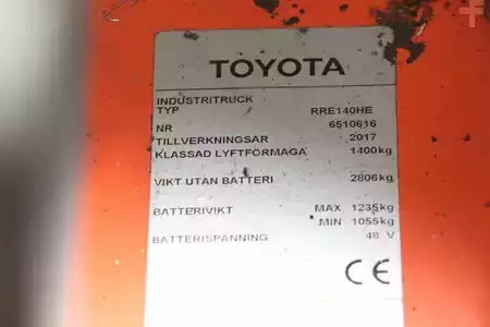 Carretilla retráctil 2017  Toyota RRE140HE (4)