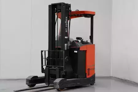 Reach Truck 2016  BT RRE160 (1)