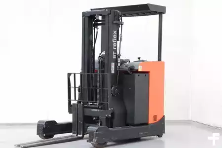 Reach Truck 2016  BT RRE160B (1)