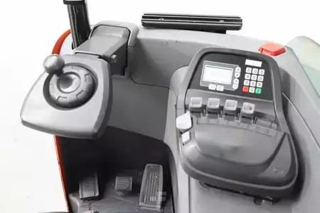 Carretilla retráctil 2018  Toyota RRE160H (3)