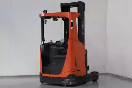 Carretilla retráctil 2018  Toyota RRE160HE (2)