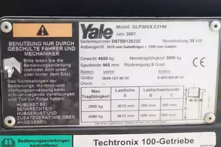LPG Forklifts 2007  Yale GLP30VX (4)