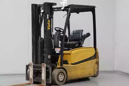 Eléctrico - 3 rodas 2017  Yale ERP16VT (1)
