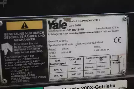 LPG Forklifts 2010  Yale GLP40VX6 (2)