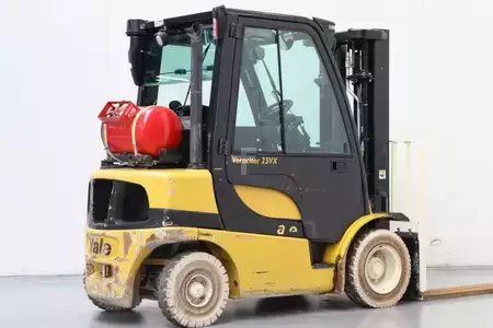 LPG heftrucks 2011  Yale GLP25VX (2)