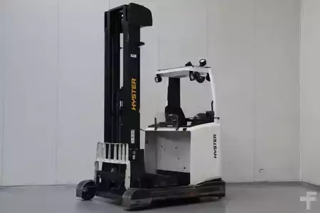 Reach Truck 2015  Hyster R2.5 (1)