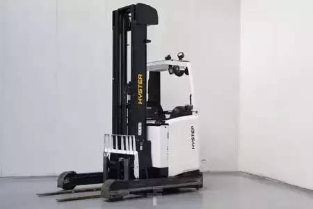 Reach Truck 2015  Hyster R2.5 (1)