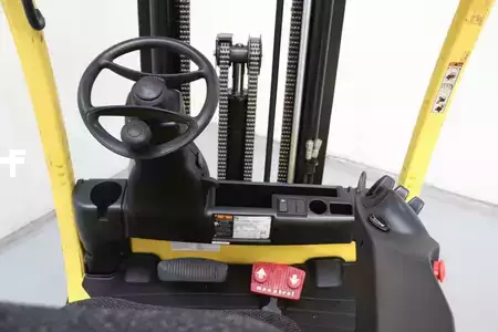 Elektryczne 4-kołowe 2013  Hyster J3.0XN (3)