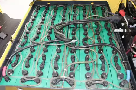 Elektryczne 4-kołowe 2013  Hyster J3.0XN (5)