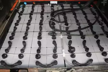 Elektryczne 4-kołowe 2012  Toyota 7FBMF45 (5)