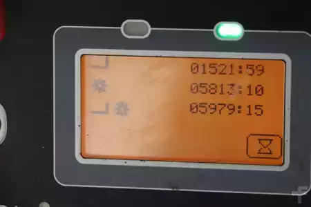 Elektryczne 4-kołowe 2020  Toyota 8FBM20T (7)