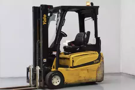 Carrelli elettrici 3 ruote 2019  Yale ERP18VT (1)