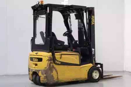Carrelli elettrici 3 ruote 2019  Yale ERP18VT (2)
