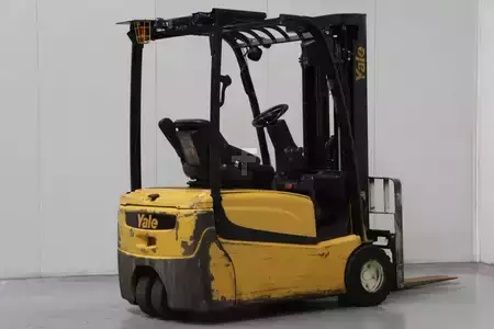 Elektromos 3 kerekű 2018  Yale ERP20VT (2)
