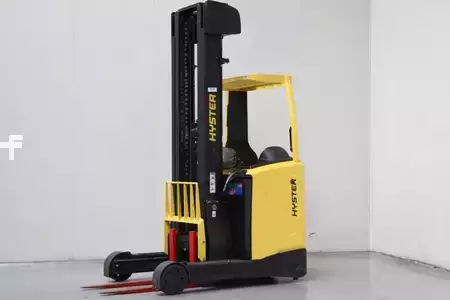 Chariots à mât rétractable 2016  Hyster R1.4 (1)
