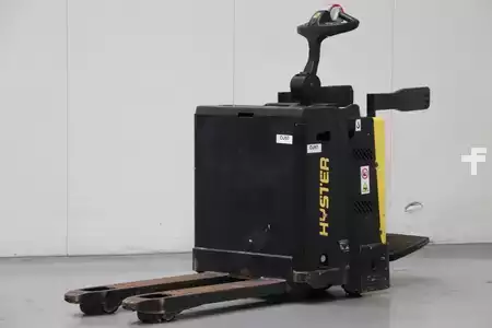 Nízkozdvižný vozík 2019  Hyster P2.0S (1)