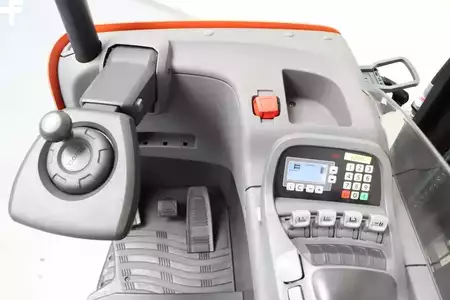 Carretilla retráctil 2017  Toyota RRE140B (3)