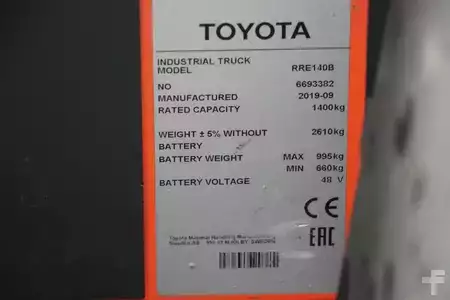 Carretilla retráctil 2019  Toyota RRE140B (4)