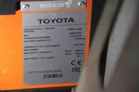 Carretilla retráctil 2019  Toyota RRE140B (4)