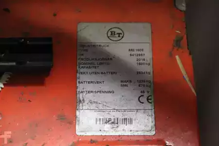 Chariots à mât rétractable 2016  BT RRE160E (4)