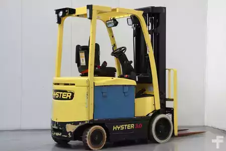 Elektro čtyřkolový VZV 2019  Hyster E3.0XN (2)