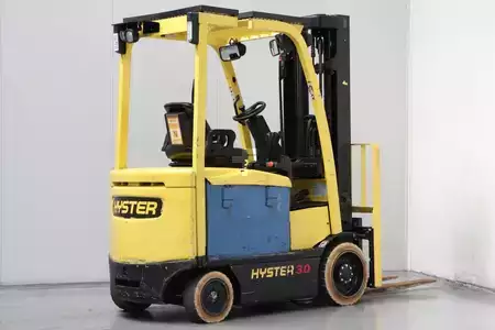 Elektro čtyřkolový VZV 2019  Hyster E3.0XN (2)